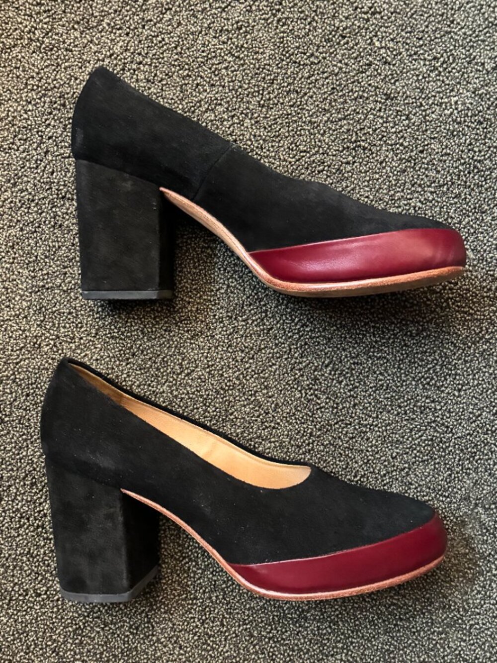 A Détacher black and maroon chunky heels, Size 9